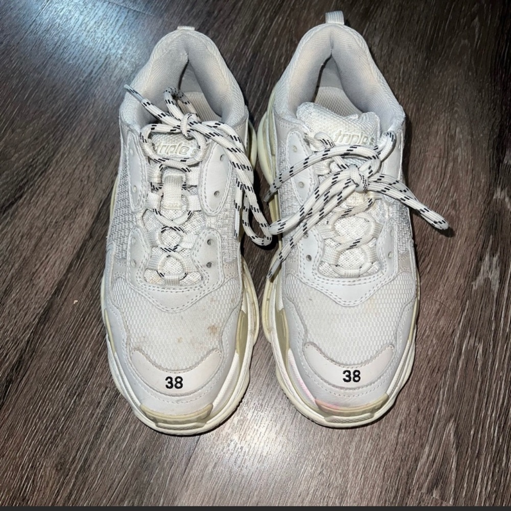 Balenziaga triple S